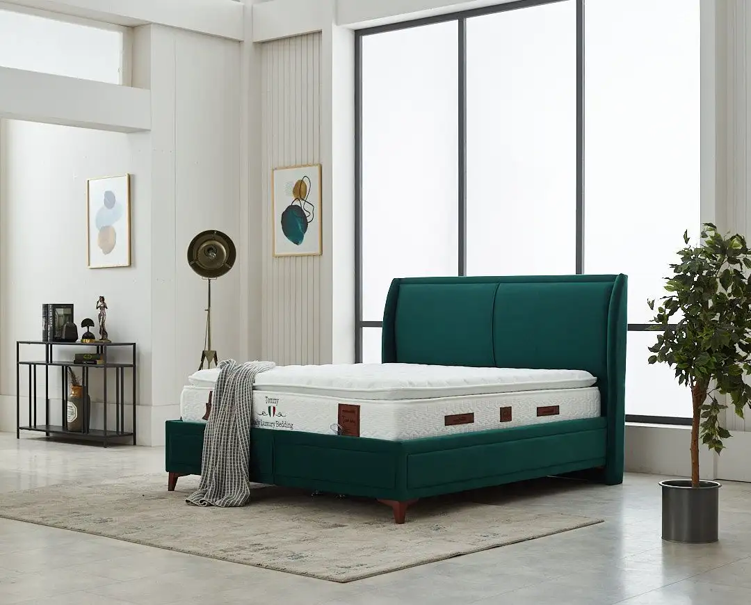 Bed of bed linen by Dior and Cassa