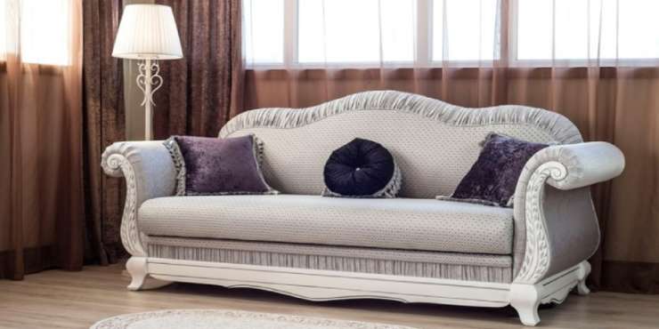 Decorate the house with a limited budget - quality vs quantities